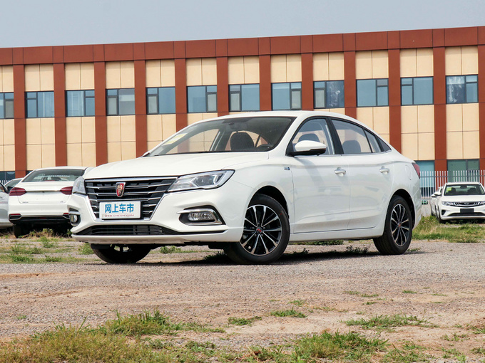 荣威i5最高优惠2万 降价竞争帝豪gl