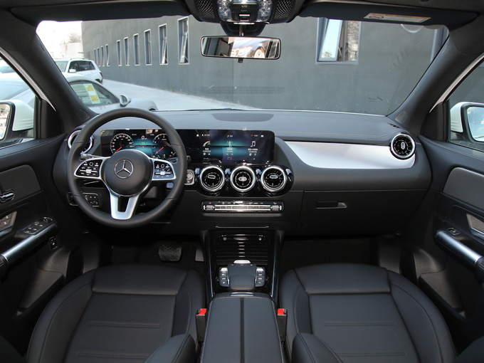 北京奔驰  gla 大中控全景