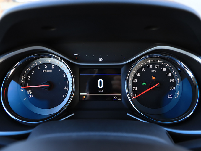 甘南本田杰德团购雪佛兰沃兰多真7座车