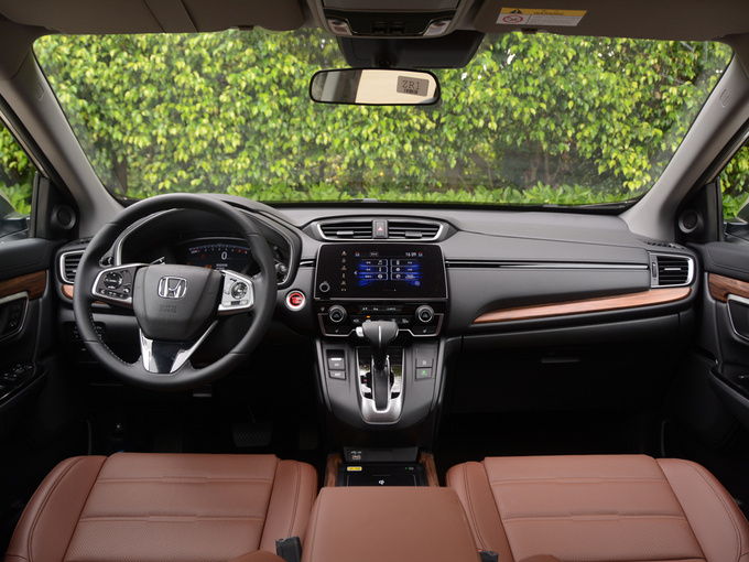 东风本田  240turbo 大中控全景