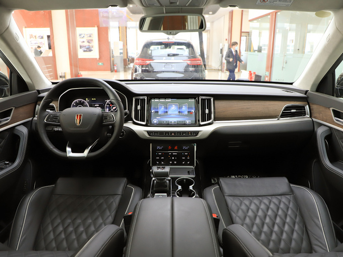 一汽红旗  3.0t 大中控全景