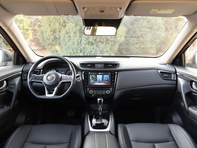 东风日产  2.5l cvt 4wd xl 大中控全景