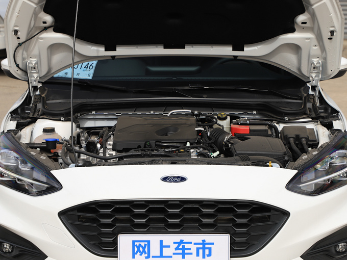 長安福特 三廂 ecoboost 180 自動st 發動機艙