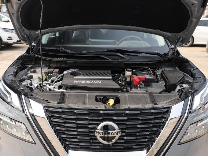 东风日产  vc-turbo 300 cvt 发动机舱