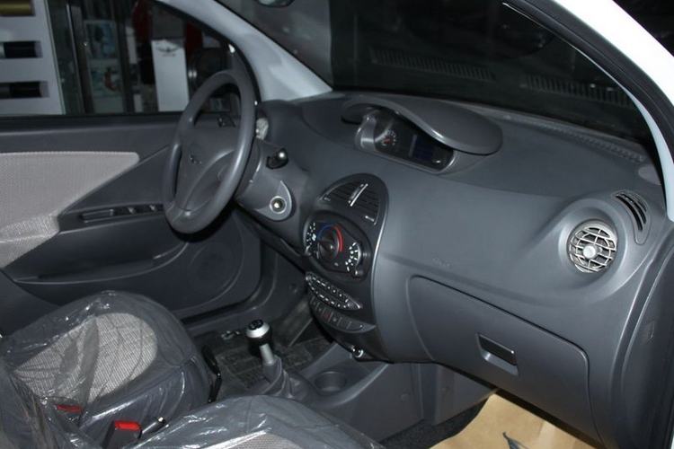 【瑞麒x1图片】瑞麒x1图片_瑞麒x1汽车高清大图-新蓝网-汽车