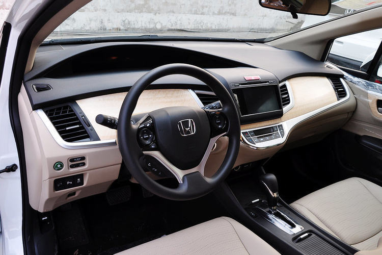 【杰德图片】杰德图片_杰德汽车高清大图-财经热闻网-汽车