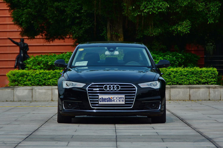 奥迪a6l 50tfsi 2016款 quattro尊享型