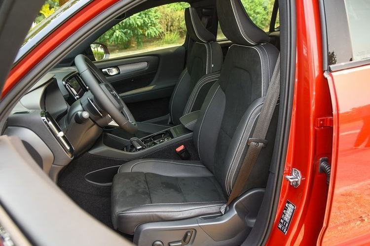 【沃尔沃xc40(进口)图片】沃尔沃xc40(进口)图片_沃尔沃xc40(进口)