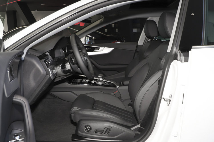 【奥迪a5图片】奥迪a5图片_奥迪a5汽车高清大图-中国高新科技网-汽车